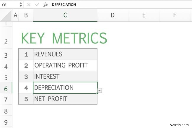 Excel में वर्कशीट टैब के बीच और बीच में कैसे घूमें