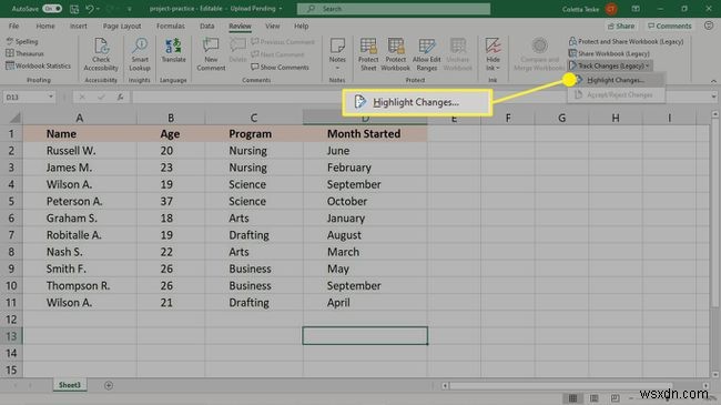 Excel में ट्रैक परिवर्तन का उपयोग कैसे करें