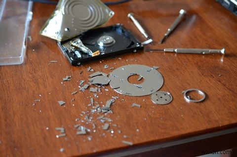 सामान्य कंप्यूटर और लैपटॉप समस्याओं के लिए 13 DIY सुधार