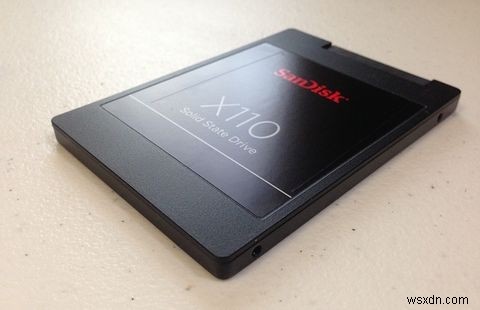 प्रदर्शन बेहतर करने के लिए विंडोज को HDD से SSD पर कैसे ले जाएं