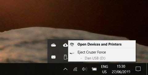 Windows 10 पर फ्लैश ड्राइव का उपयोग कैसे करें