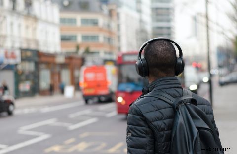 ब्लूस्नार्फिंग क्या है और आप इसे कैसे रोक सकते हैं?