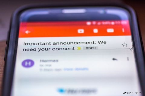 आपके मेडिकल रिकॉर्ड गोपनीय हैं, लेकिन क्या वे निजी हैं?