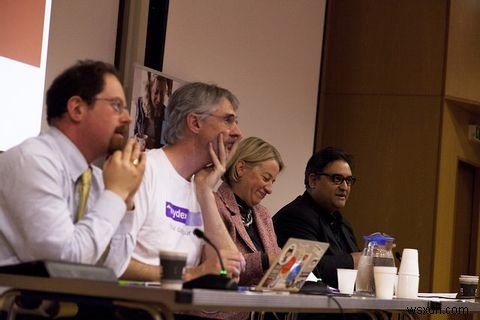 स्वतंत्रता और सामूहिक निगरानी: UK राजनीतिक दलों के ऑनलाइन गोपनीयता वादे