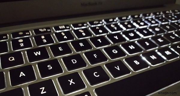 कंप्यूटर पर Keyboard Lighting चालू या बंद कैसे करें