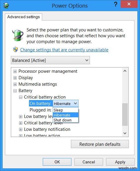 Windows 11/10 में क्रिटिकल और लो बैटरी लेवल एक्शन बदलें