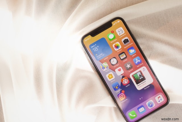 किसी एक iPhone ऐप में भाषा कैसे बदलें