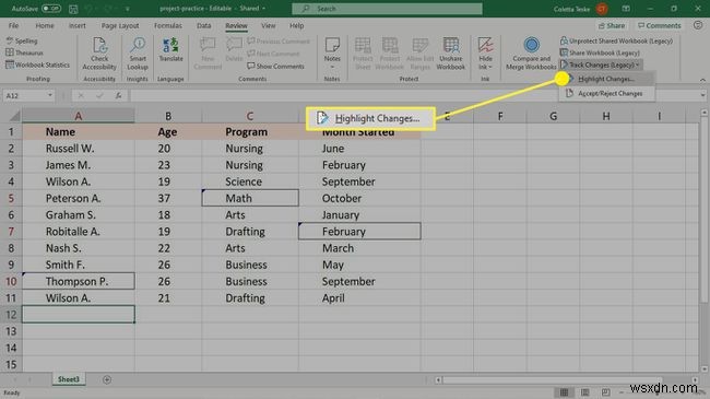 Excel में ट्रैक परिवर्तन का उपयोग कैसे करें