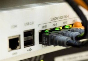 दो विंडोज पीसी के बीच अपना इंटरनेट कनेक्शन कैसे साझा करें