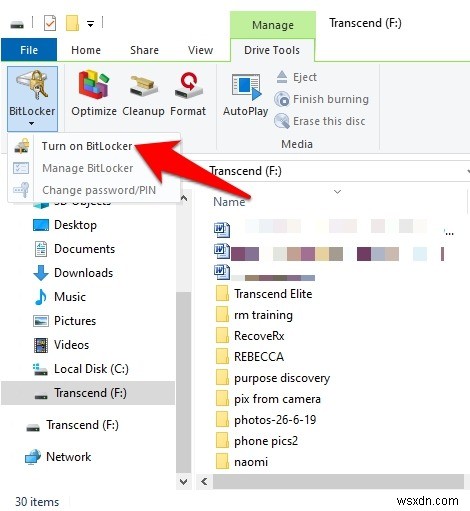 Windows 10 में USB ड्राइव को कैसे एन्क्रिप्ट करें