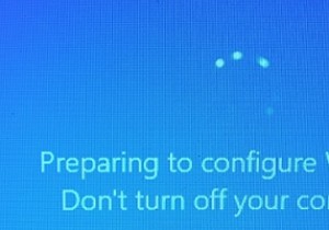 फिक्स:विंडोज  विंडोज को कॉन्फ़िगर करने की तैयारी  पर अटक गया 