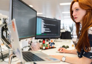 सांख्यिकीय विश्लेषण के लिए पायथन सीखें:सीखने के संसाधन, पुस्तकालय और बुनियादी कदम 