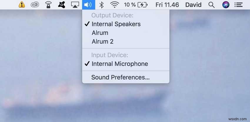 अपने मैक मेनू बार से ऑडियो इनपुट / आउटपुट स्रोत कैसे स्विच करें 