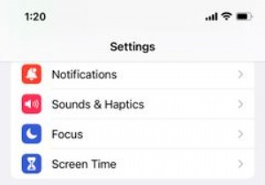 अपने iPhone पर विभिन्न ऐप्स के लिए एक्सेसिबिलिटी सेटिंग्स को कैसे कस्टमाइज़ करें