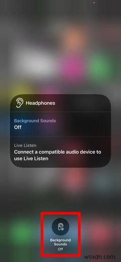 iOS 15 का उपयोग करके शांत पृष्ठभूमि वाली ध्वनियां कैसे चलाएं