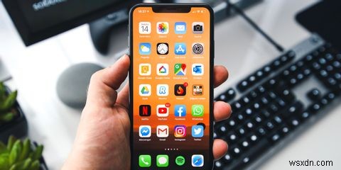 iPhone कैसे सक्रिय करें