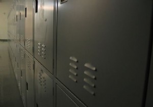 लीकर लॉकर से सावधान रहें:रैनसमवेयर जो आपके मोबाइल को लॉक कर देता है