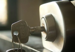 जब आप काम की तलाश में हों तो फेसबुक पर 8 महत्वपूर्ण चीजें [साप्ताहिक फेसबुक टिप्स]