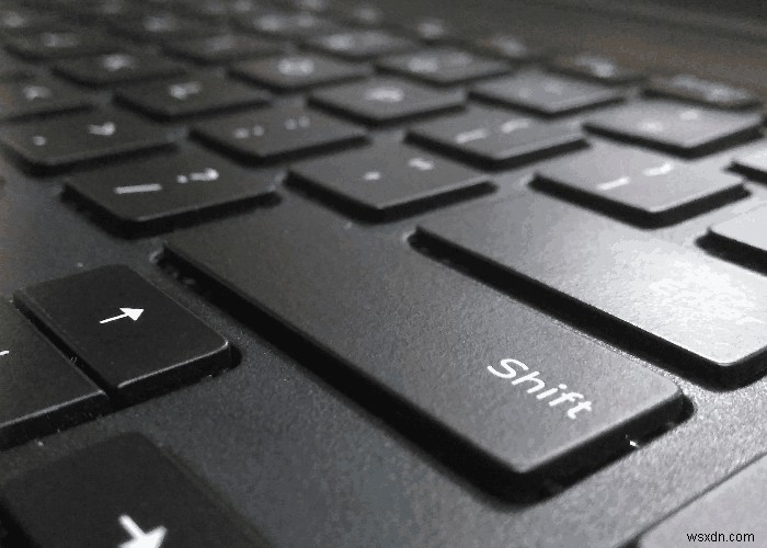 विंडोज 11/10 में अक्षर टाइप करने के बजाय कीबोर्ड खोलने वाले शॉर्टकट 