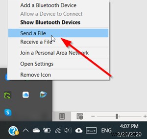 विंडोज 10 में ब्लूटूथ फाइल ट्रांसफर का उपयोग करके फाइल कैसे भेजें या प्राप्त करें 