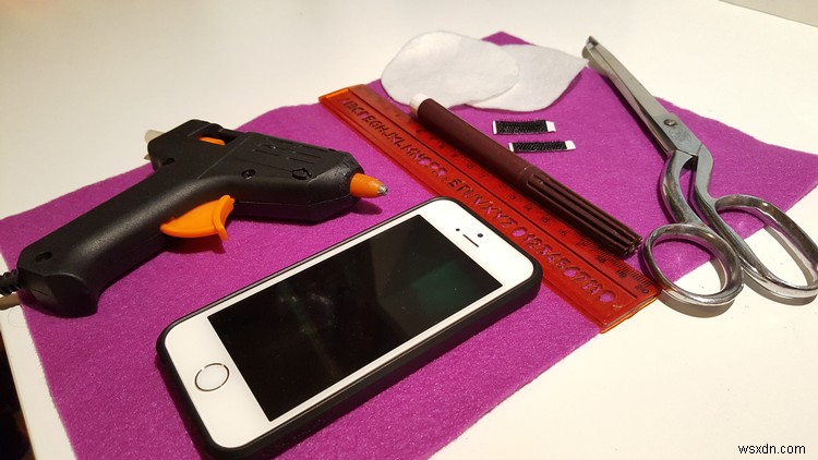 आईफोन या आईपैड केस कैसे बनाएं 