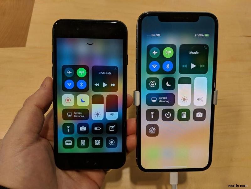 IPhone XS (और X/XR/XS Max) पर बैटरी प्रतिशत कैसे दिखाएं 