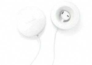 एक प्रीनेटल ईयरबड्स एडेप्टर जो आपके बेबी बंप के लिए संगीत बजाता है 