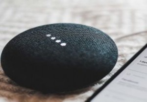 फ़ोन लॉक होने पर Google सहायक का उपयोग कैसे करें 