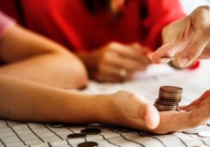 विभिन्न प्लेटफार्मों पर आपके वित्त को ट्रैक करने के लिए 5 ऐप्स 