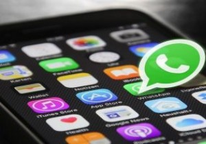 अगर किसी के पास आपका व्हाट्सएप अकाउंट है तो क्या करें? 