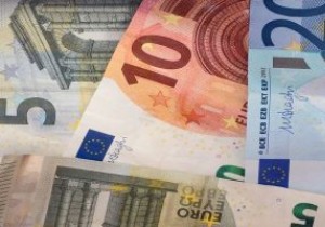 Android के लिए सर्वश्रेष्ठ धन रूपांतरण ऐप्स में से 5 