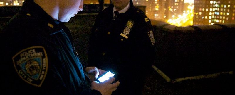 क्या पुलिस मौत के बाद बिना वारंट के फोन खोज सकती है? 
