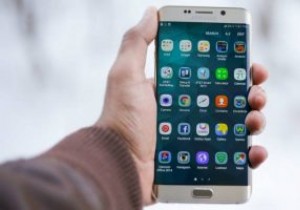 अपने Android फोन को मसाला देने के लिए सुंदर वॉलपेपर ऐप्स 