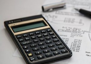 अपने कैशफ्लो को बेहतर ढंग से प्रबंधित करने के लिए आपको उपयोग किए जाने वाले सर्वश्रेष्ठ लिफाफा-बजट ऐप्स में से 3 