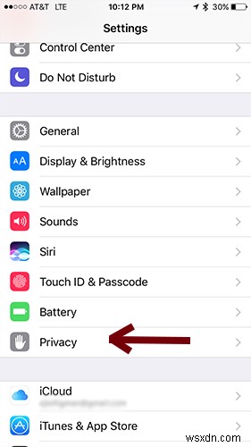 IPhone पर बार-बार लोकेशन ट्रैकिंग को डिसेबल कैसे करें 