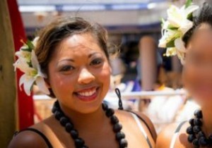 Android पर फ़ोटो के कुछ हिस्सों को धुंधला कैसे करें 