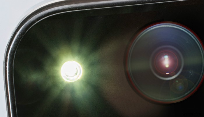 एंड्रॉइड स्मार्टफोन पर लो-लाइट फोटोग्राफी को बेहतर बनाने के टिप्स 