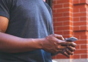 38 जानने के लिए लोकप्रिय टेक्स्ट शॉर्टकट और इंटरनेट स्लैंग शर्तें