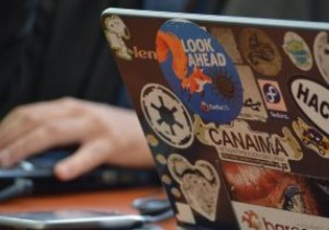 ओपन-सोर्स और मालिकाना लाइसेंस के बारे में आपको क्या जानना चाहिए 