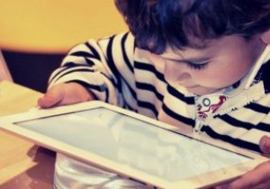 यूट्यूब को आपके बच्चों के लिए सुरक्षित बनाने के लिए उपयोगी टिप्स