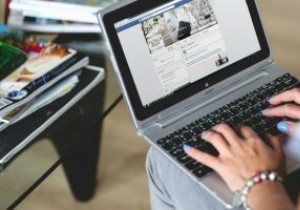 अपनी सभी Facebook फ़ोटो कैसे डाउनलोड करें