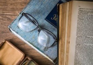 Google डॉक्स में लेखों का शोध और उद्धरण कैसे करें 