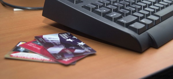 क्या वन-टाइम-यूज़ डेबिट कार्ड नंबरों के साथ ऑनलाइन भुगतान सुरक्षित हैं? 