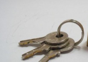 आप अपने ऑनलाइन लॉगिन की सुरक्षा कैसे करते हैं?