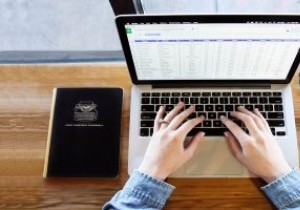 आपके बजट को प्रबंधित करने में सहायता के लिए 7 निःशुल्क एक्सेल टेम्पलेट