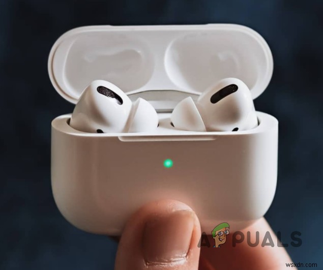 AirPods माइक्रोफोन काम नहीं कर रहा है? इन सुधारों का प्रयास करें 