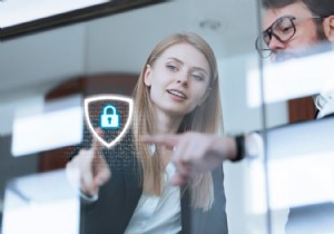 रीयल-टाइम डेटाबेस के साथ धोखाधड़ी का पता लगाना और वित्तीय डेटा सुरक्षित करना 