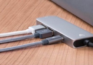 USB-C हब बनाम डॉकिंग स्टेशन:कौन सा मैकबुक प्रो उपयोगकर्ताओं के लिए बेहतर है?