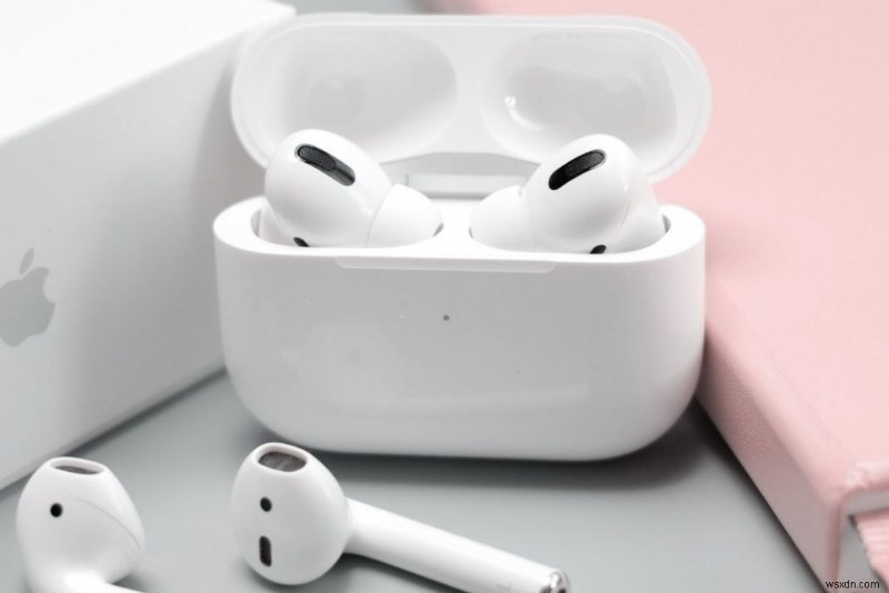 AirPods को Mac से कनेक्ट करने में असमर्थ? ये सुधार आज़माएं