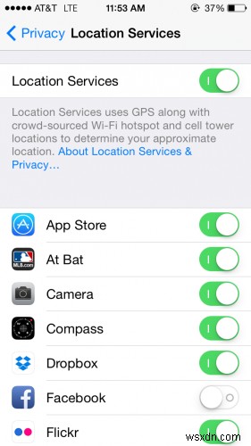 कुछ iOS ऐप्स को अपने स्थान का उपयोग करने से रोकें